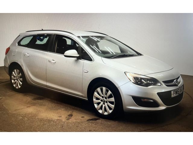 2015 (15) Vauxhall Astra 1.6 CDTi ecoFLEX Tech Line Sports Tourer 5dr Diesel Manual Euro 6 (s/s) (136 ps)