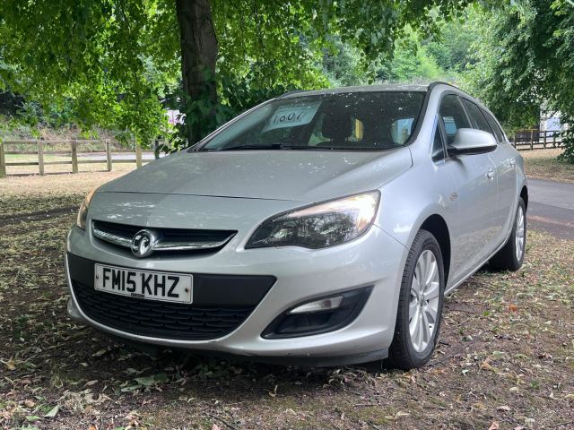 2015 (15) Vauxhall Astra 1.6 CDTi ecoFLEX Tech Line Sports Tourer Euro 6 (s/s) 5dr